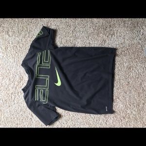 Nike elite shirt